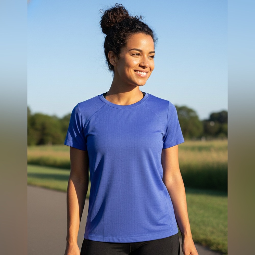 Fabletics Women's Blue Athletic Top‎ Size L